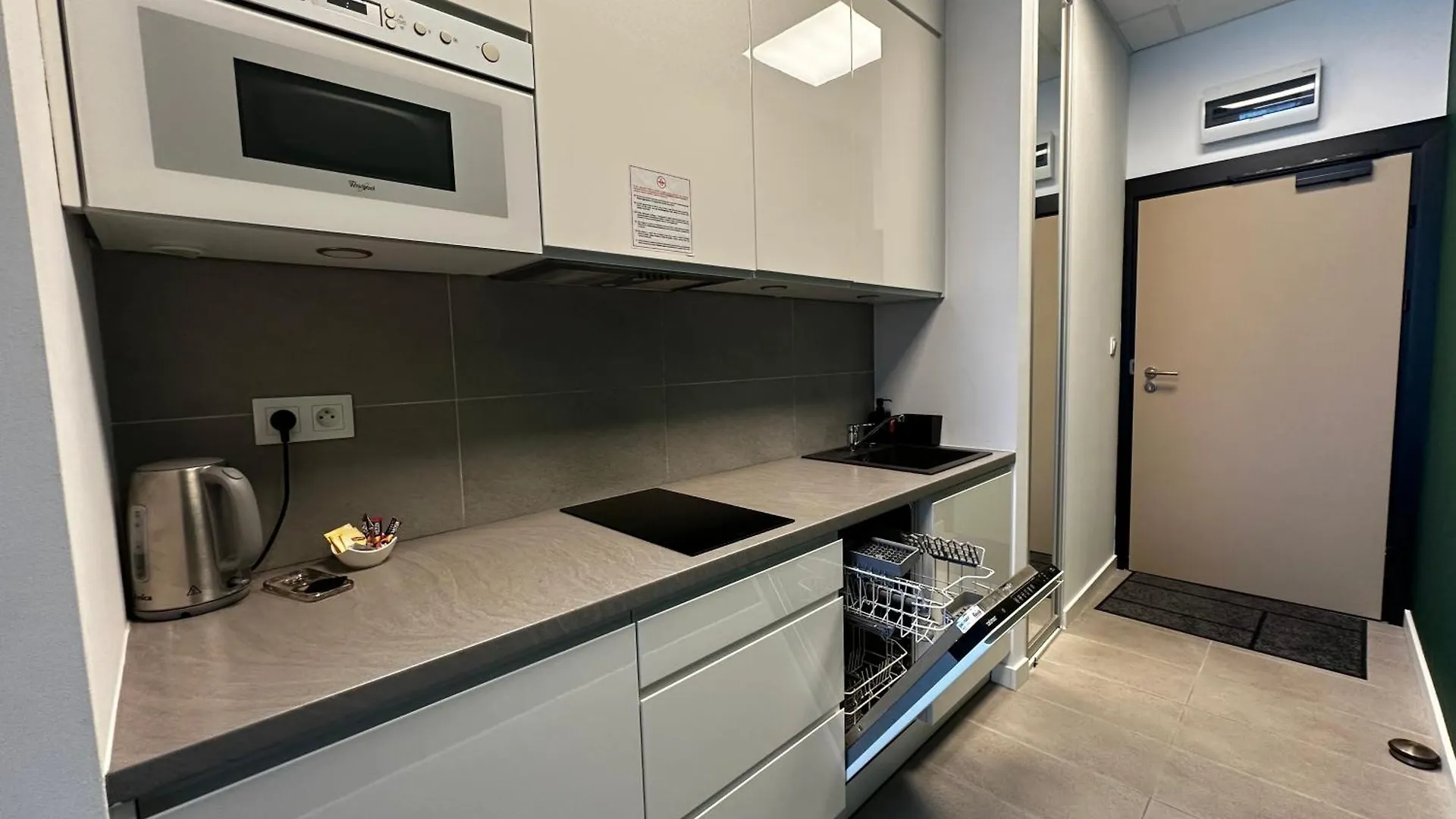 Al Jerozolimskie 216 Apart-Wawa Warszawa